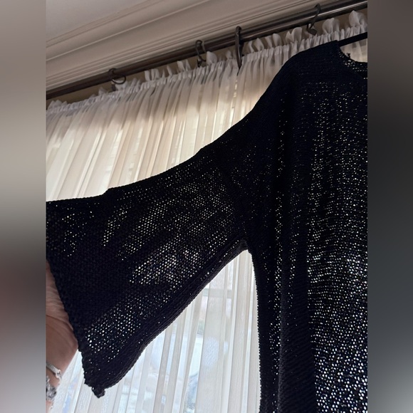 For Cyndi-Joseph Ribkoff Knit Cutout Detail Black Women's oversized Sweater NWT - Picture 8 of 17